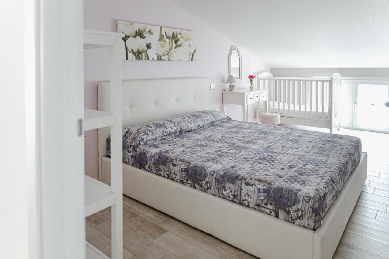 Minerva Holiday Home Manerba del Garda Esterno foto